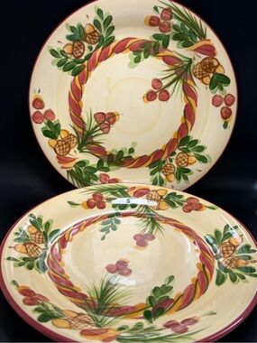 Gail Pittman Christmas Memories Dinner Plates Set of 2 Southern Living 2002